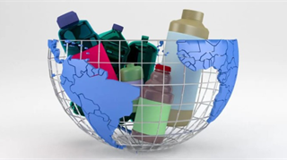 Nella prima edizione del Global Plastics Outlook, l’Ocse passa in rassegna i numeri della produzione e dello smaltimento dei rifiuti di plastica. Più di 1/5 (il 22%) viene trattato in modo errato (depositi abusivi o roghi incontrollati) o direttamente disperso nell’ambiente