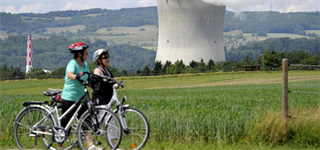 La svizzera dice addio, con gradualità, alle centrali nucleari. I cittadini elvetici hanno approvato con un referendum il progressivo abbandono dell'atomo...