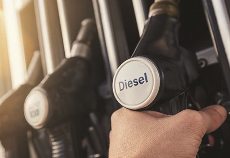 Auto diesel, vendendone meno non caleranno le emissioni di polveri e NOX